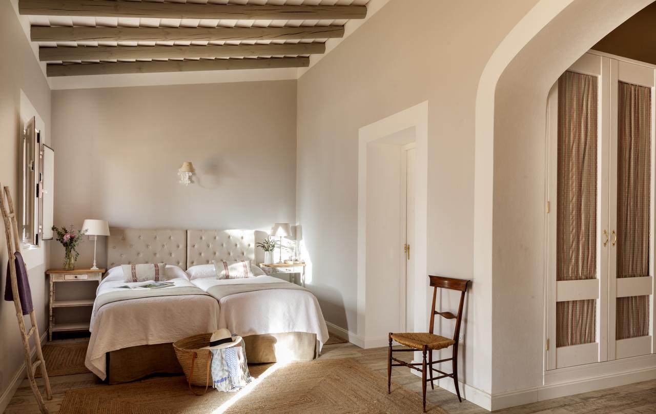 Отель Quinta Da Chamine Феррейра-ду-Алентежу Экстерьер фото